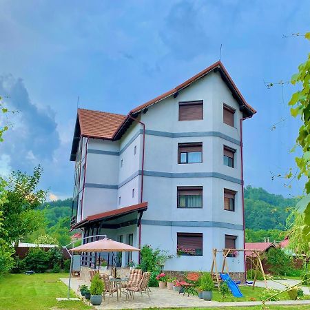 Pensiunea Xandra Hotel Corbi ภายนอก รูปภาพ