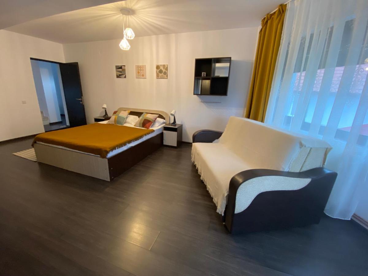Pensiunea Xandra Hotel Corbi ภายนอก รูปภาพ