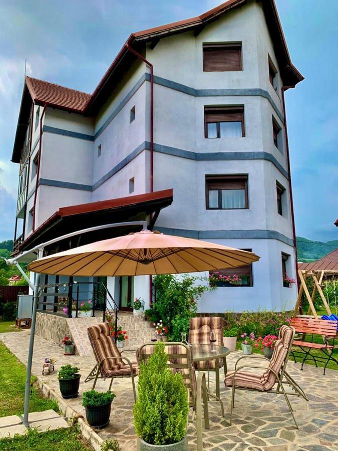 Pensiunea Xandra Hotel Corbi ภายนอก รูปภาพ