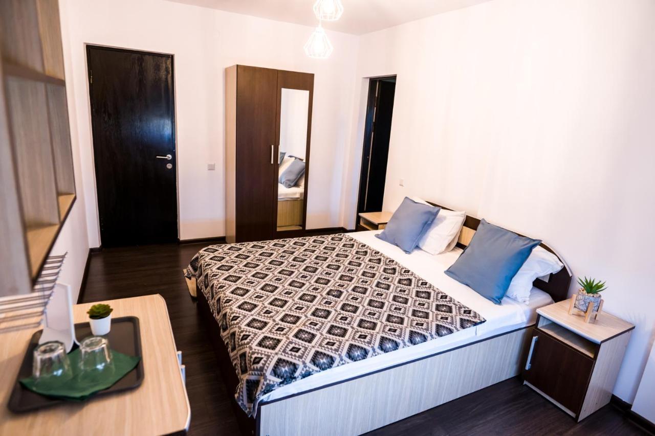 Pensiunea Xandra Hotel Corbi ภายนอก รูปภาพ