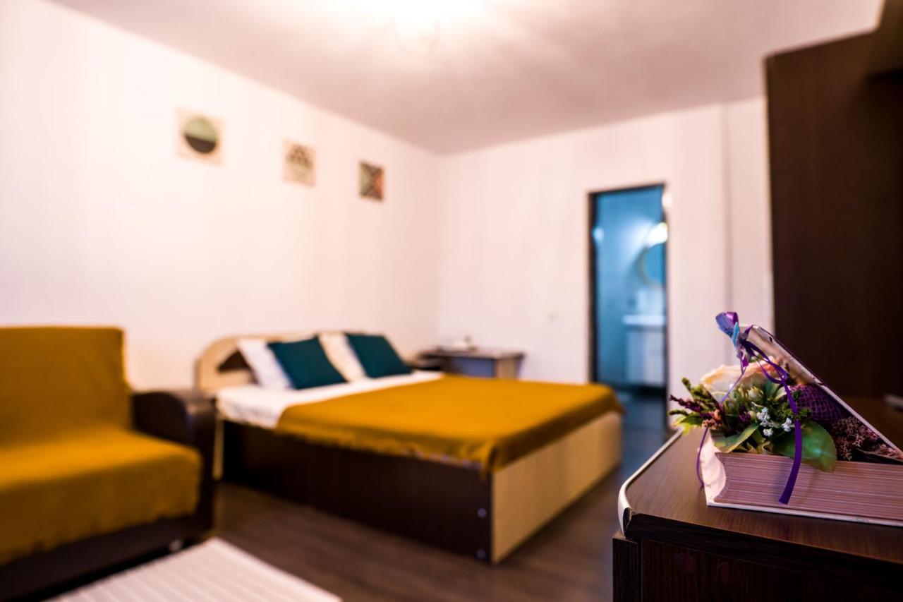 Pensiunea Xandra Hotel Corbi ภายนอก รูปภาพ