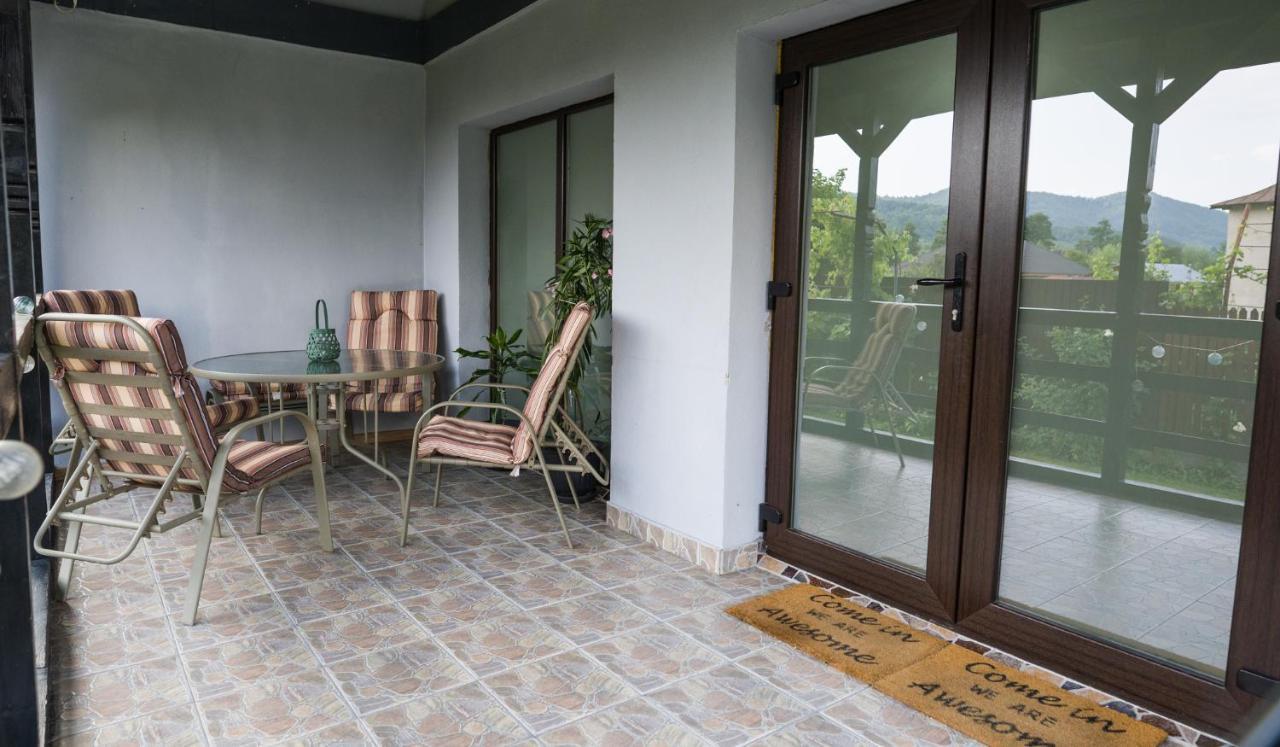 Pensiunea Xandra Hotel Corbi ภายนอก รูปภาพ